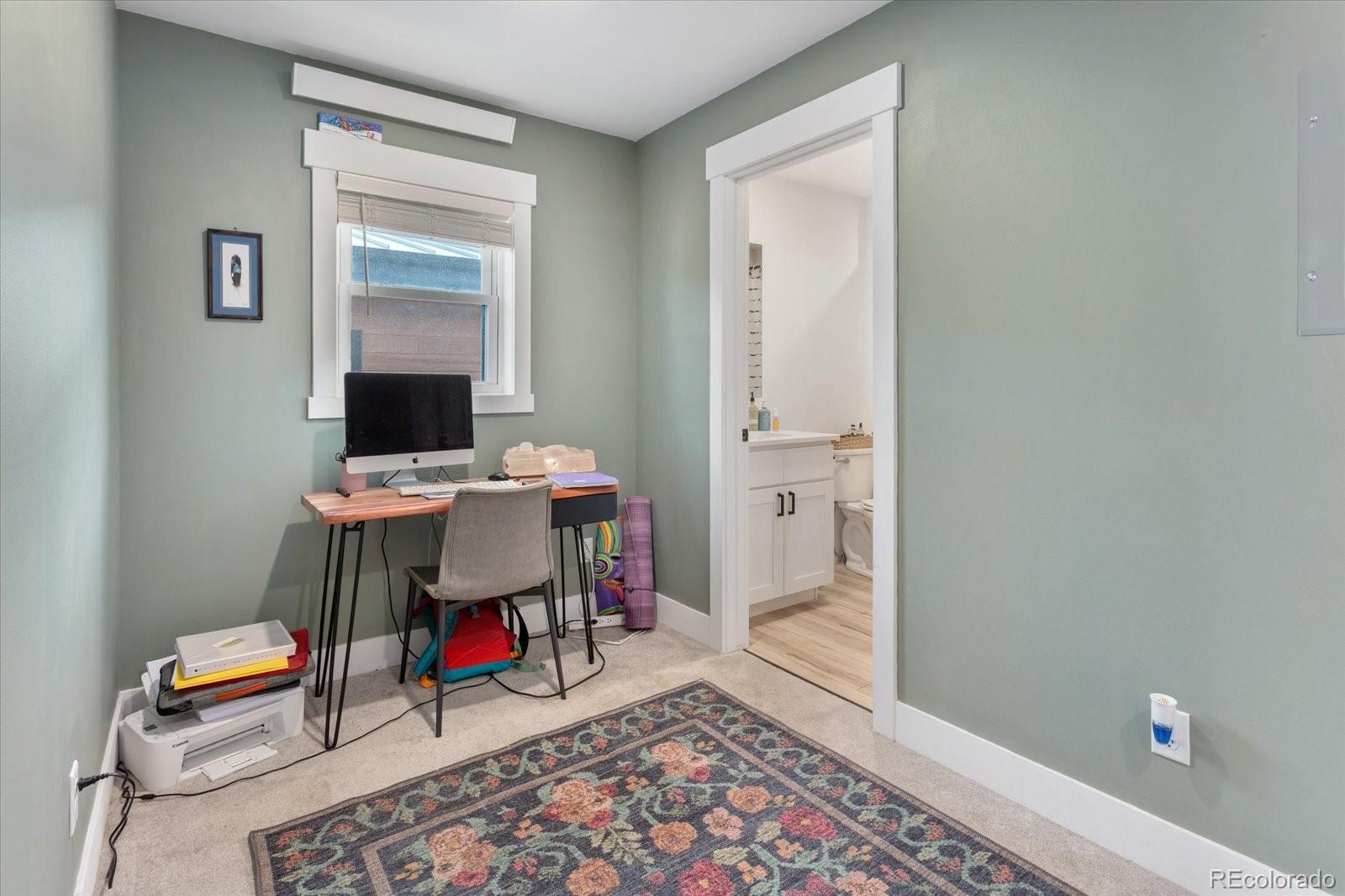 10503 Engelmann Avenue