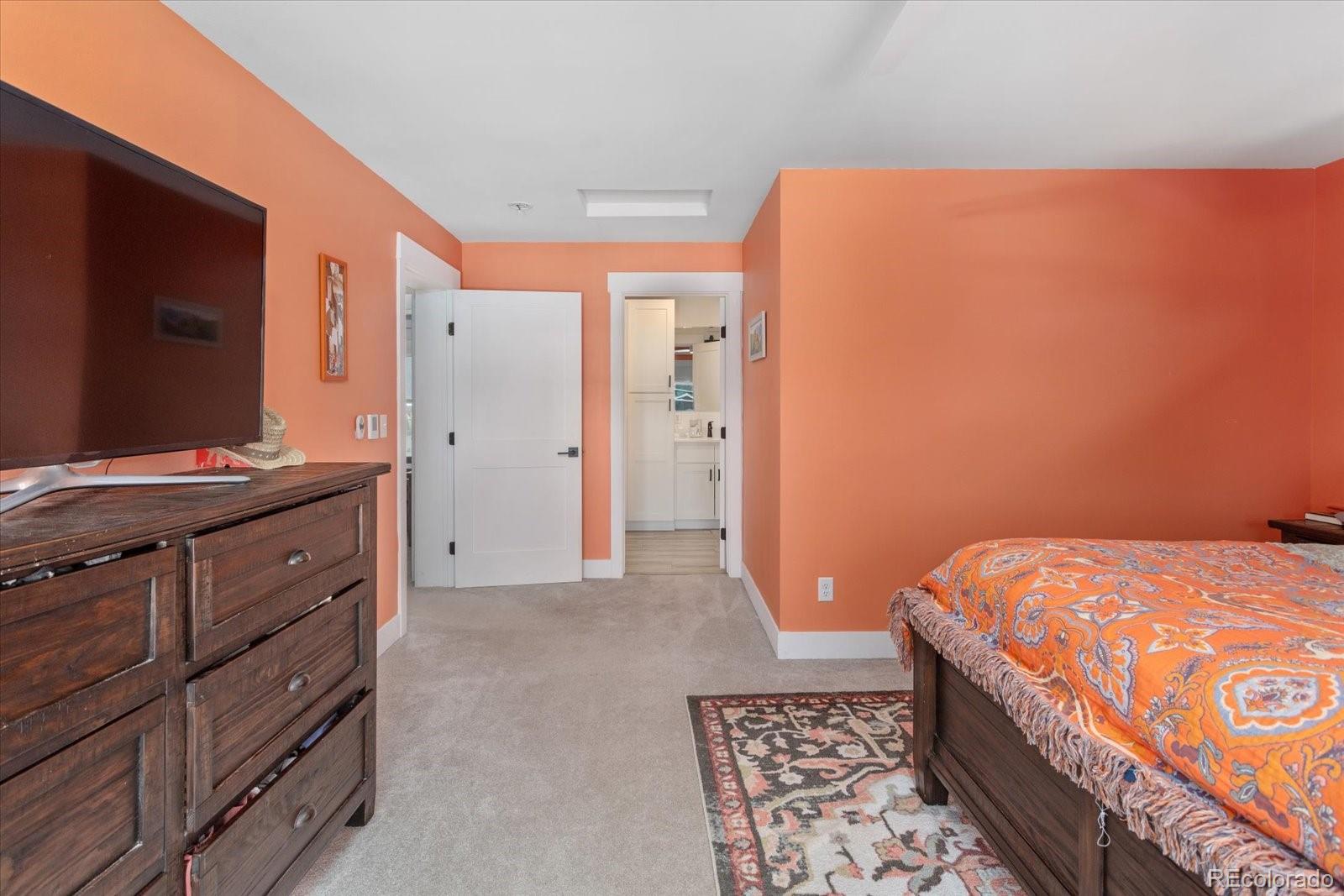 10503 Engelmann Avenue