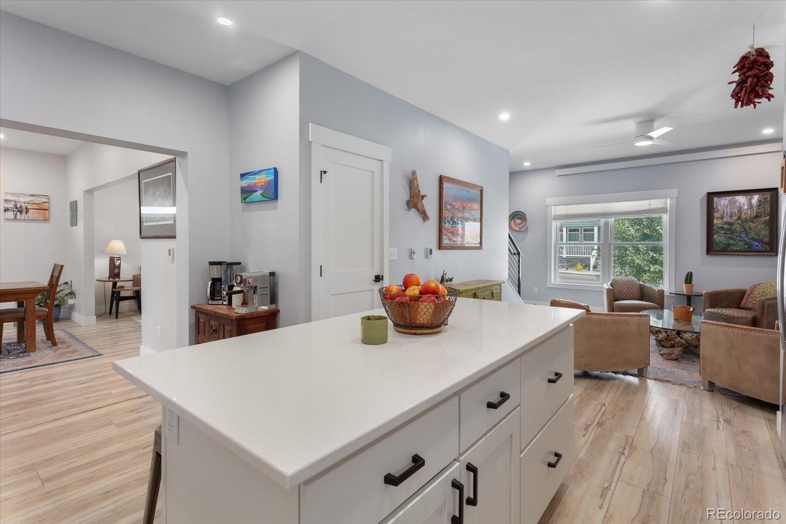 10503 Engelmann Avenue