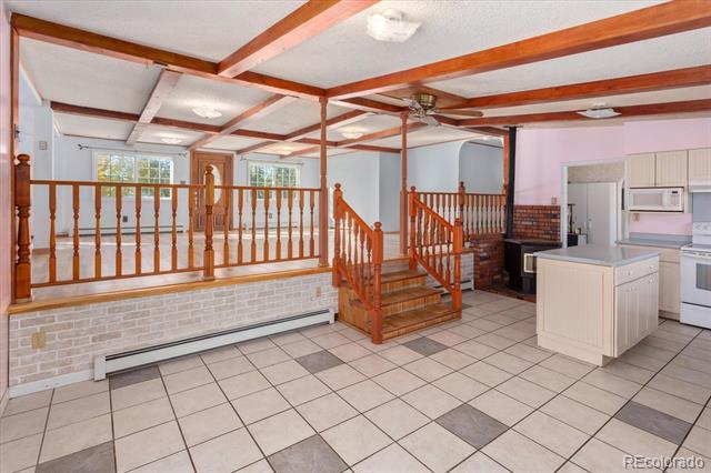 7032 County Road 156c