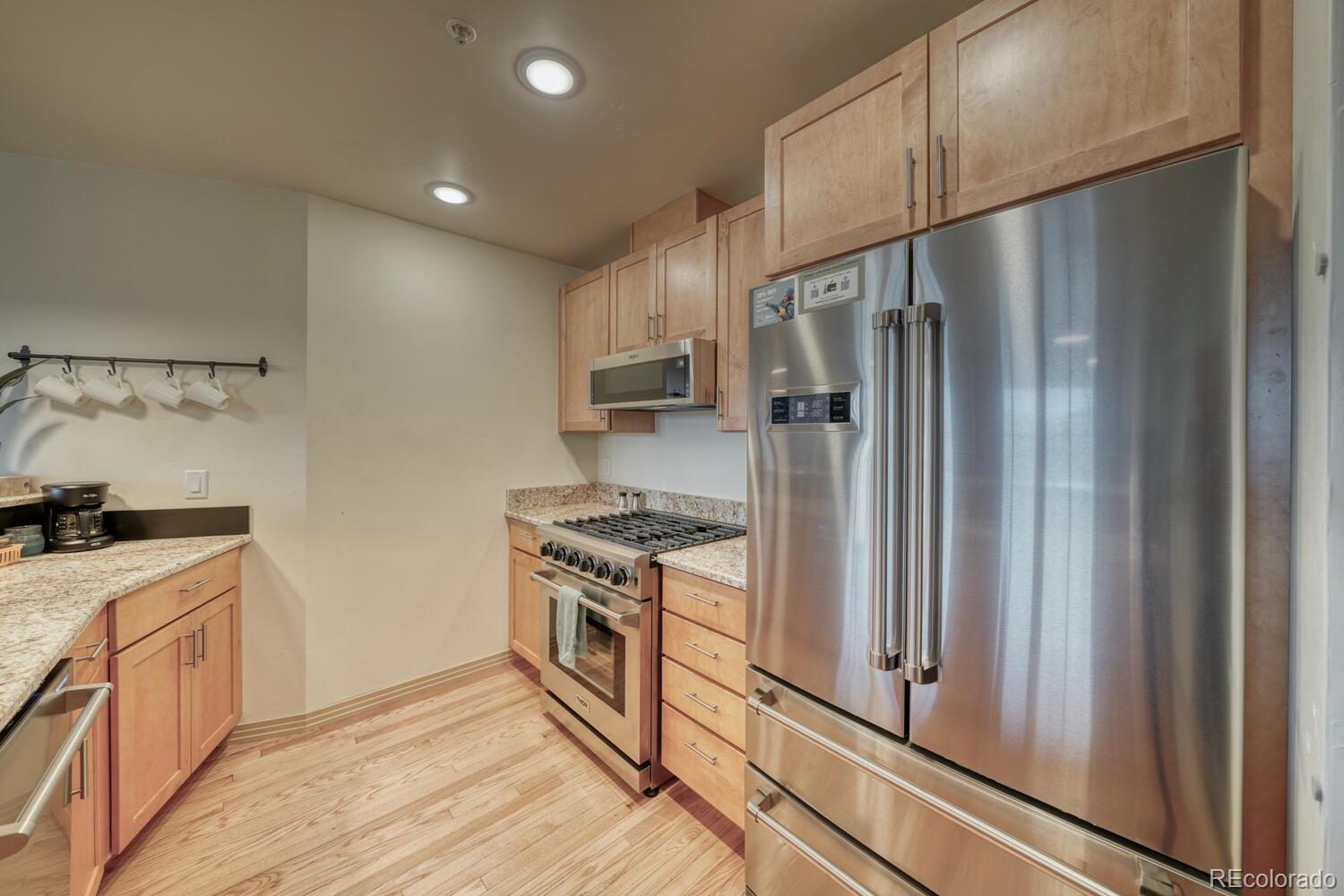 129 W Sackett Avenue Unit: I