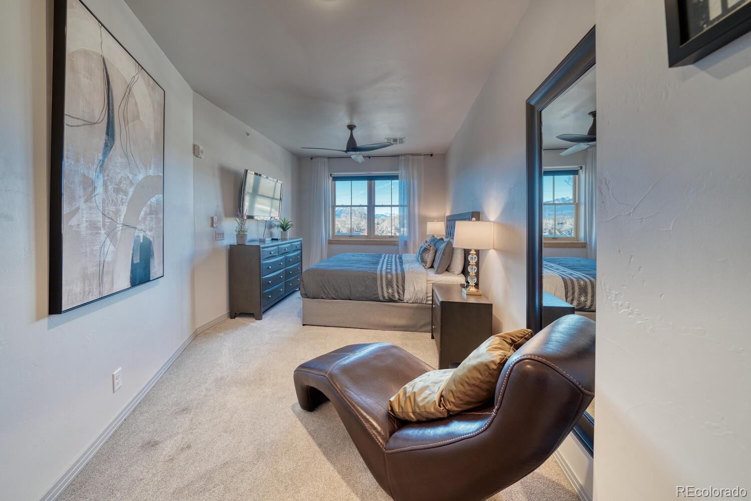 129 W Sackett Avenue Unit: I