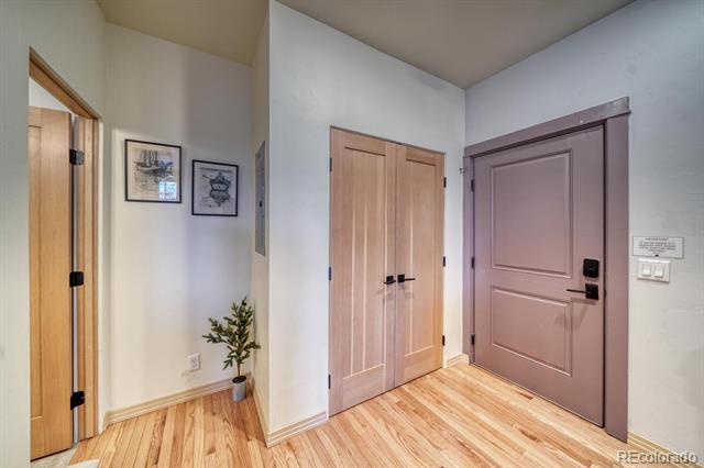 129 W Sackett Avenue Unit: I