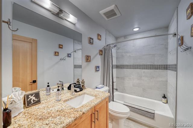 129 W Sackett Avenue Unit: I