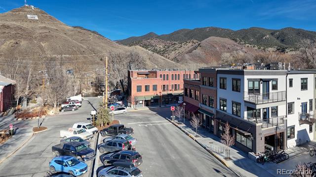 129 W Sackett Avenue Unit: I