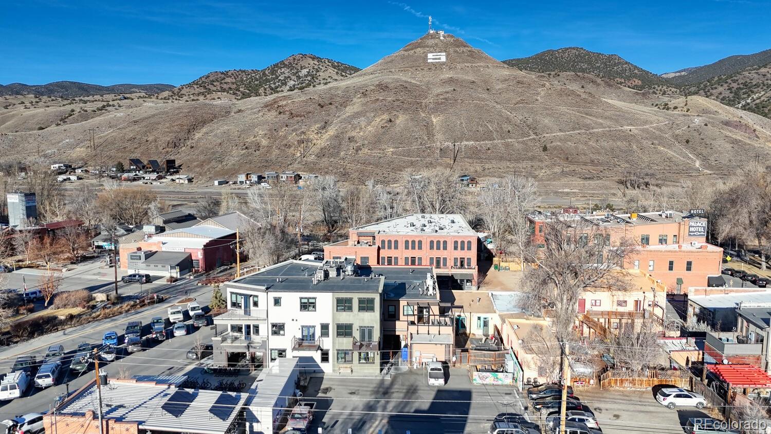 129 W Sackett Avenue Unit: I