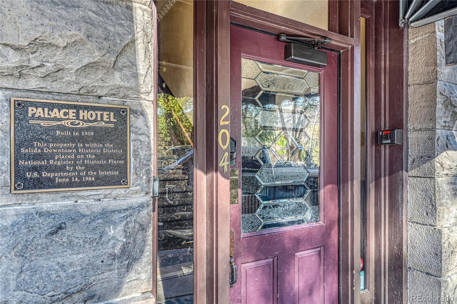 204 N F Street Unit: D1/301