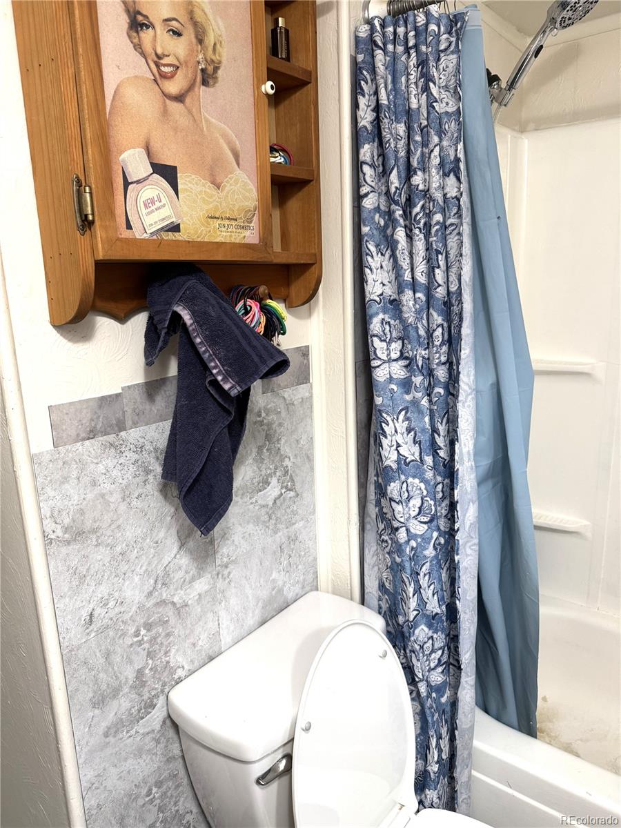 910 J Street Unit: C7