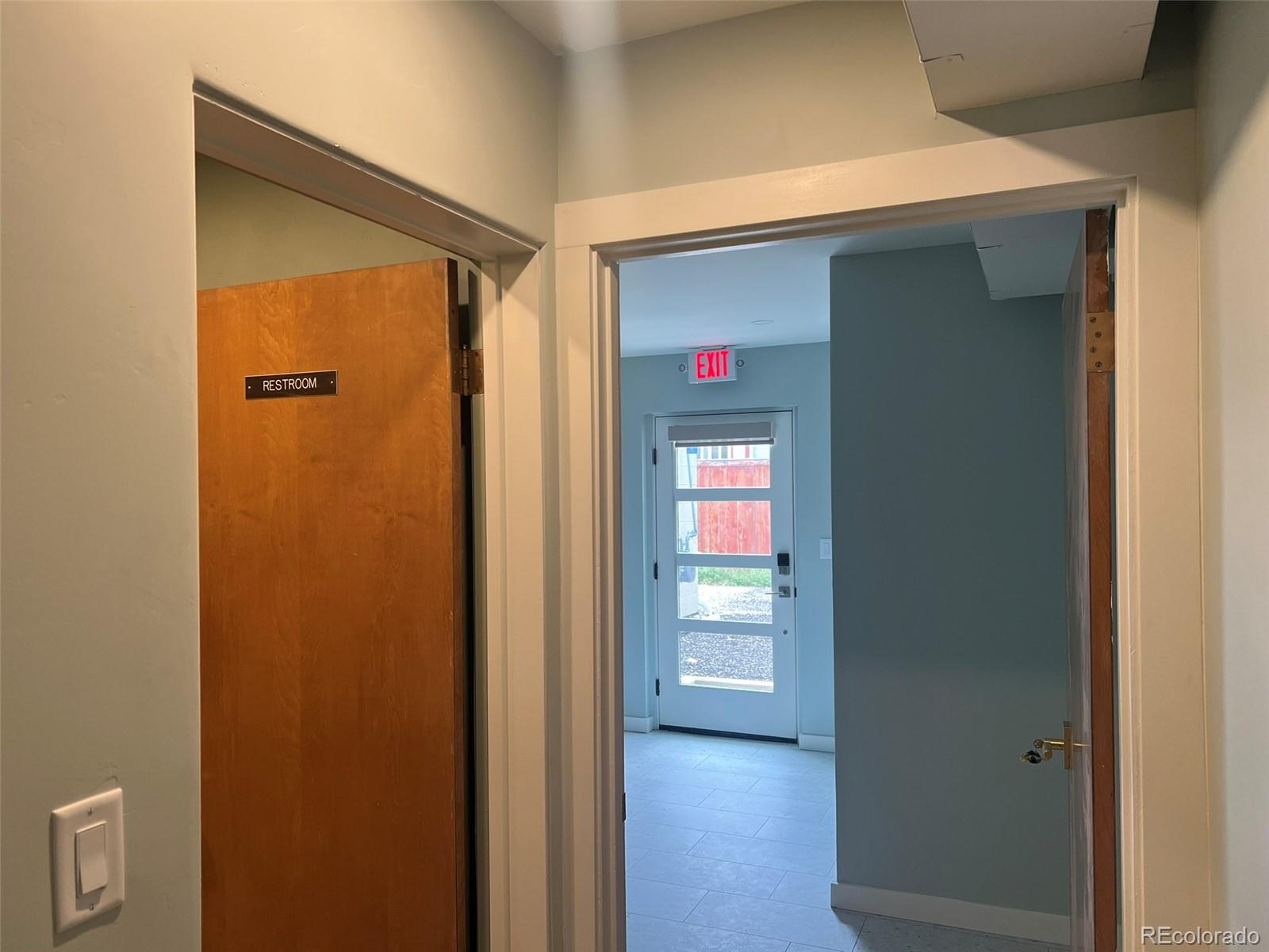 139 E 3rd Street Unit: 4