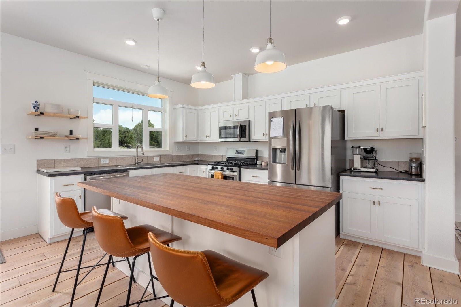 14051 US Highway 285