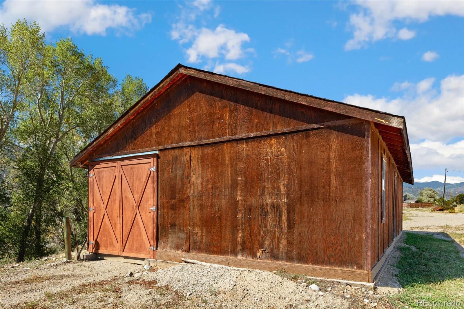 9901 County Road 120
