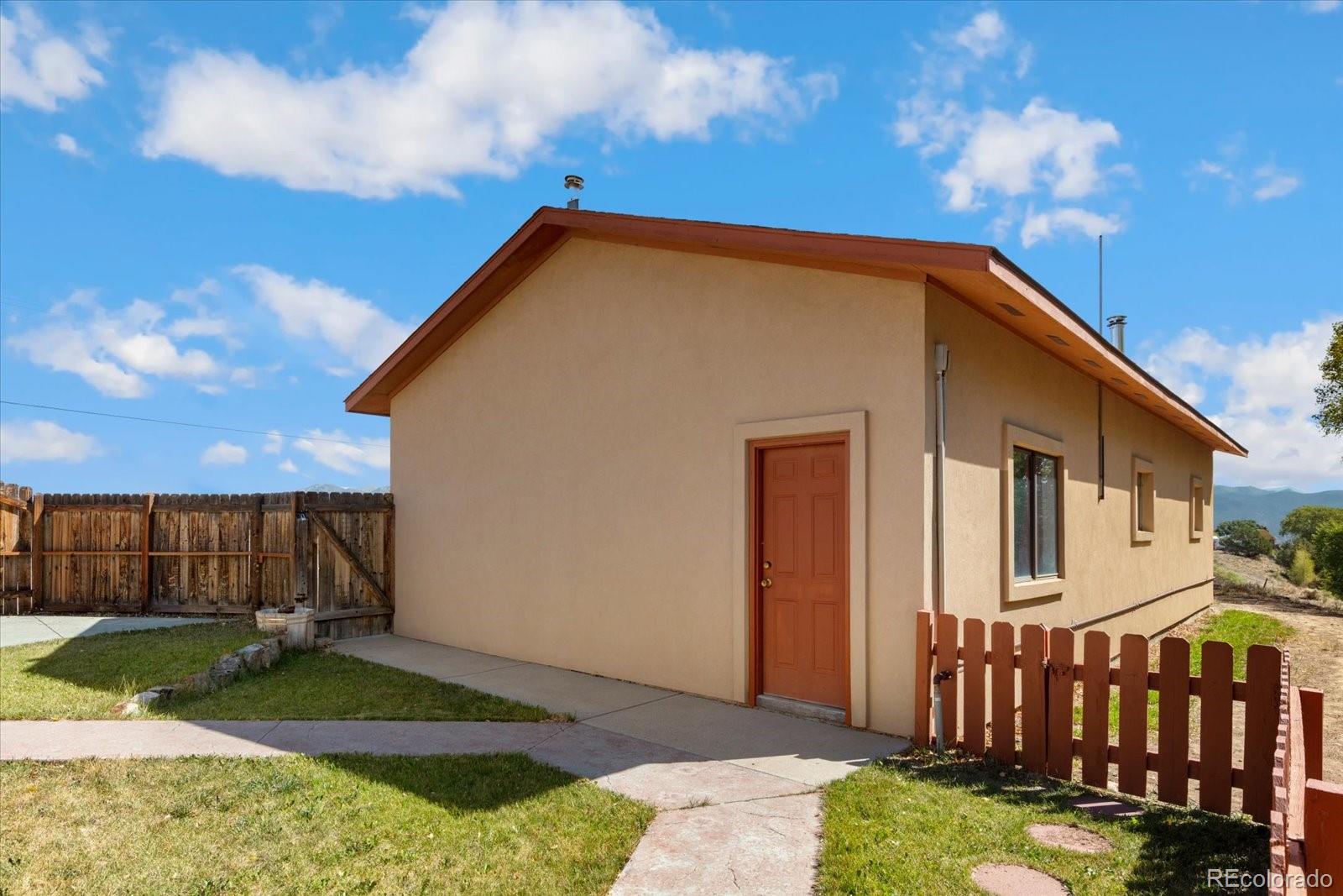 9901 County Road 120