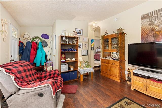 102 & 104 Palmer Avenue