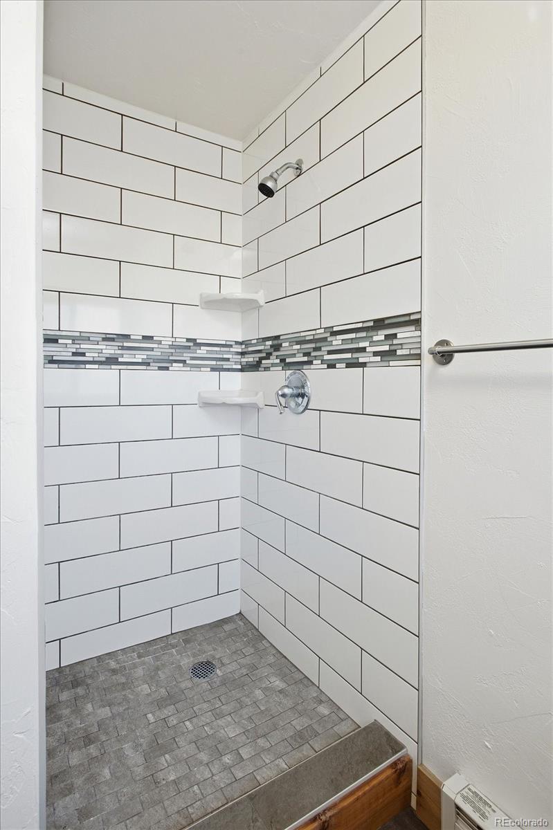 33931 Highway 285