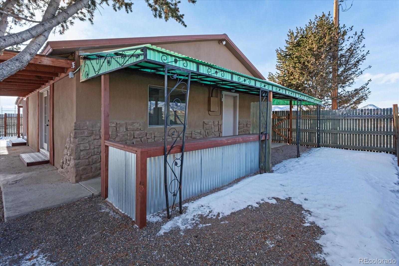 33931 Highway 285