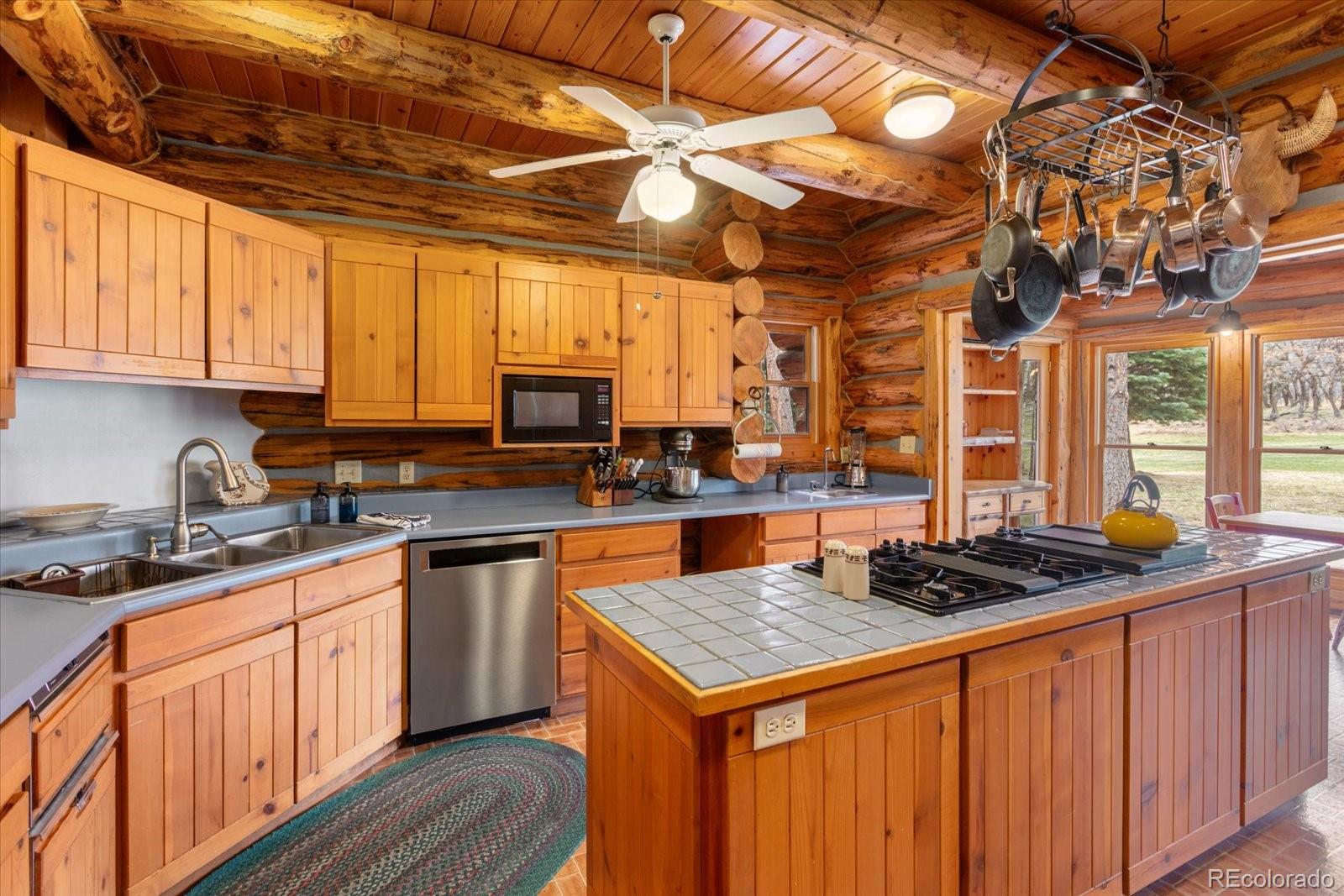 1423 County Road 192