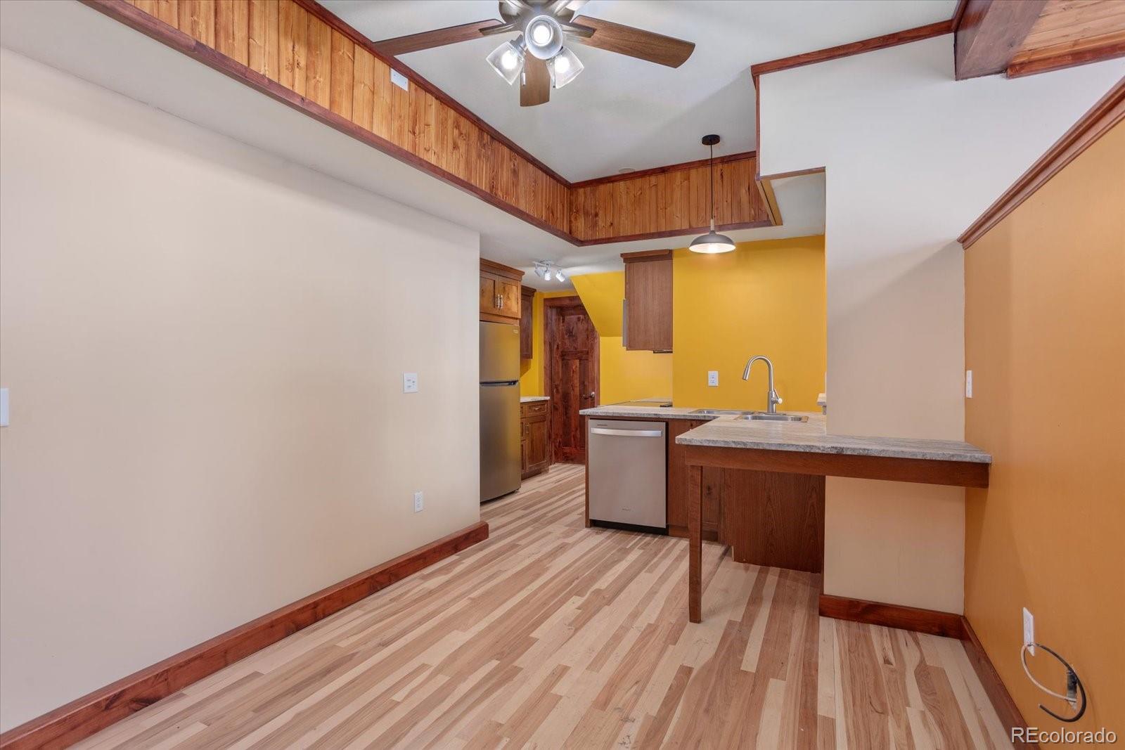 225 F Street Unit: C