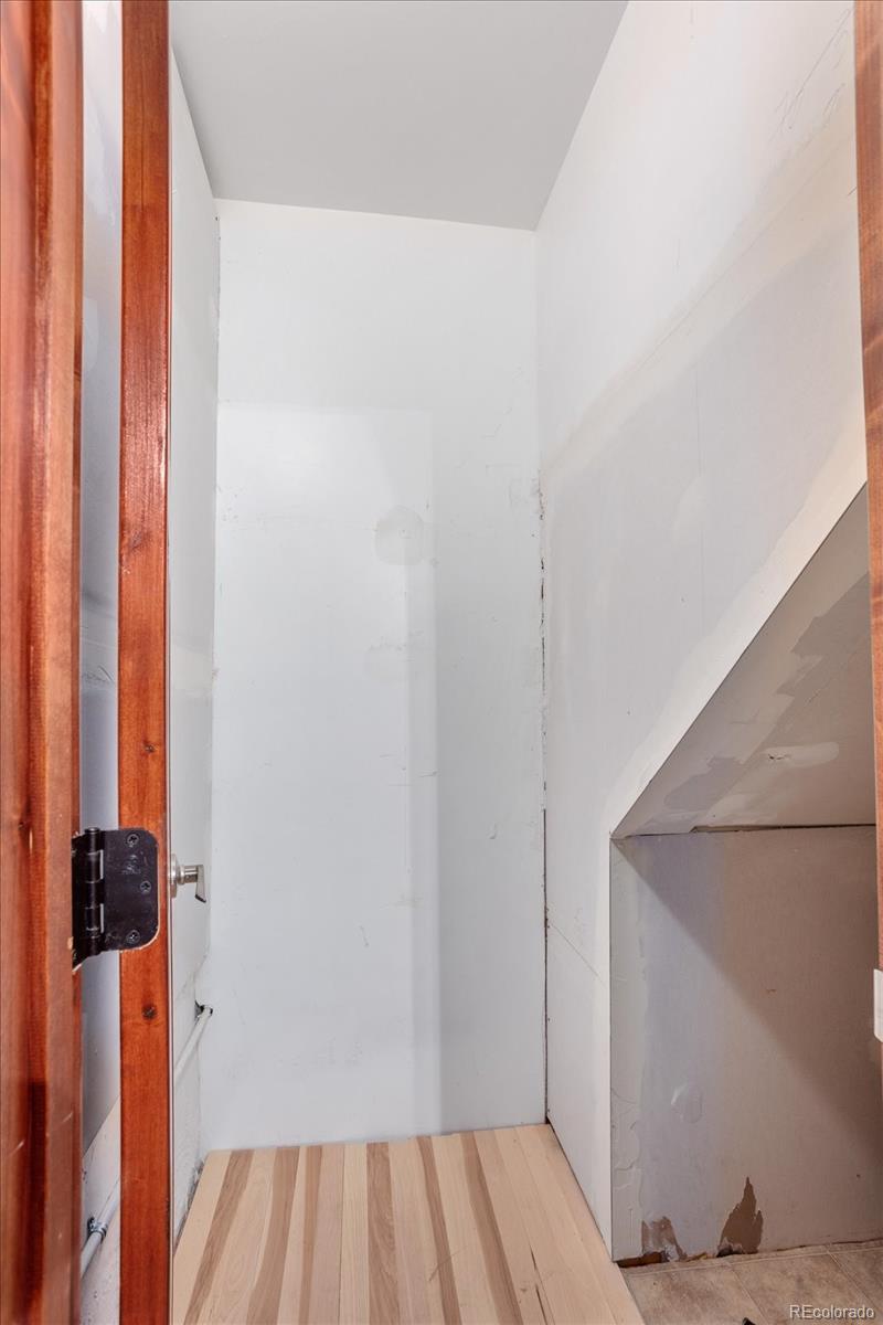 225 F Street Unit: C