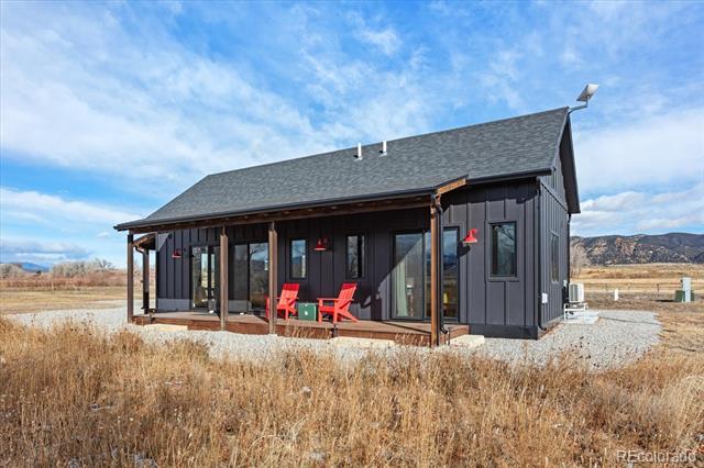 8995 Salix Road