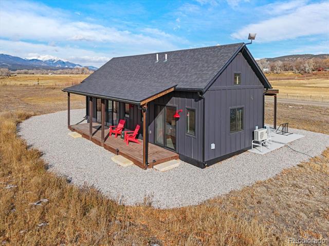8995 Salix Road