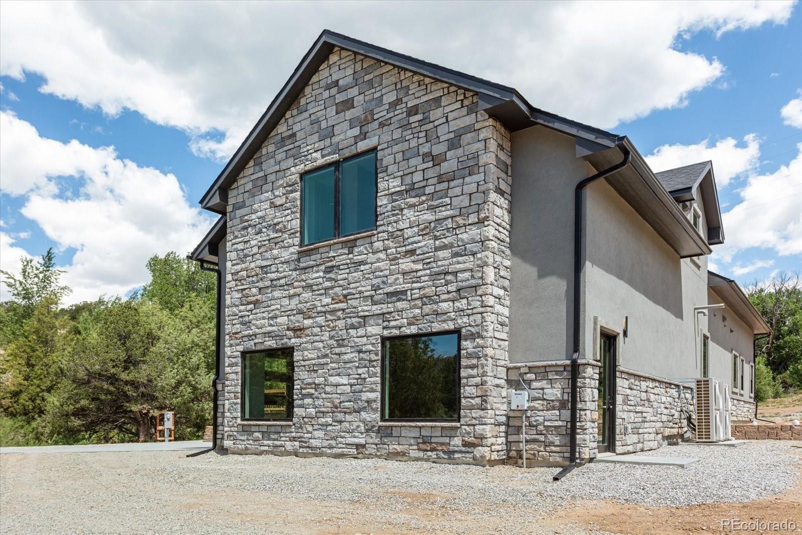 7916 Cozart Lane