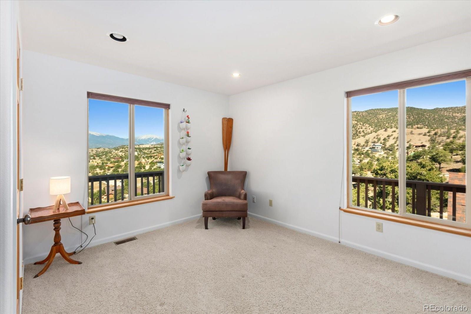 10010 Sioux Circle