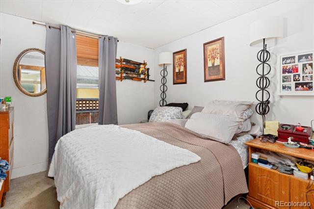 622 W 2nd Street