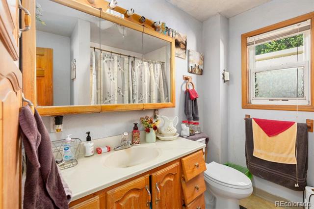 622 W 2nd Street
