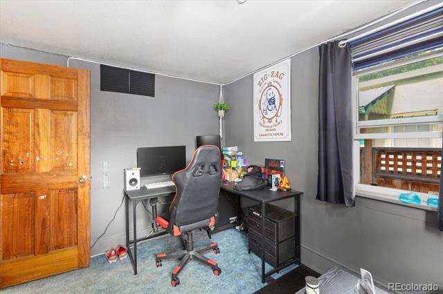 622 W 2nd Street