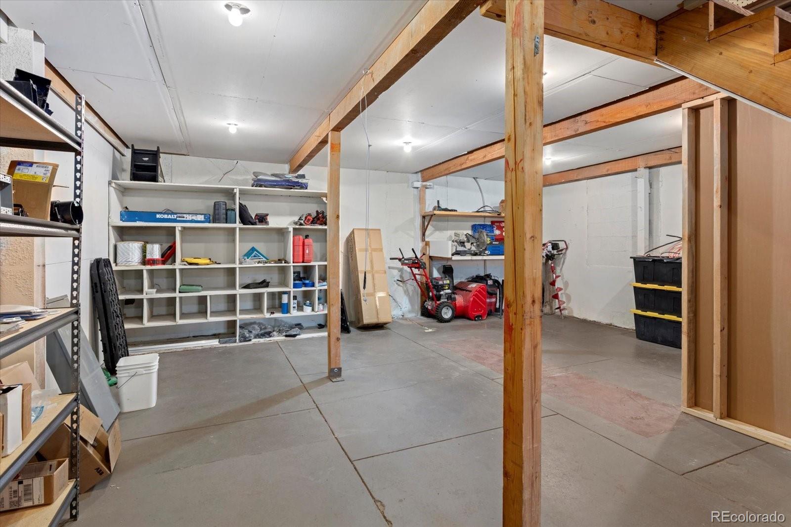 330 W Grand Avenue