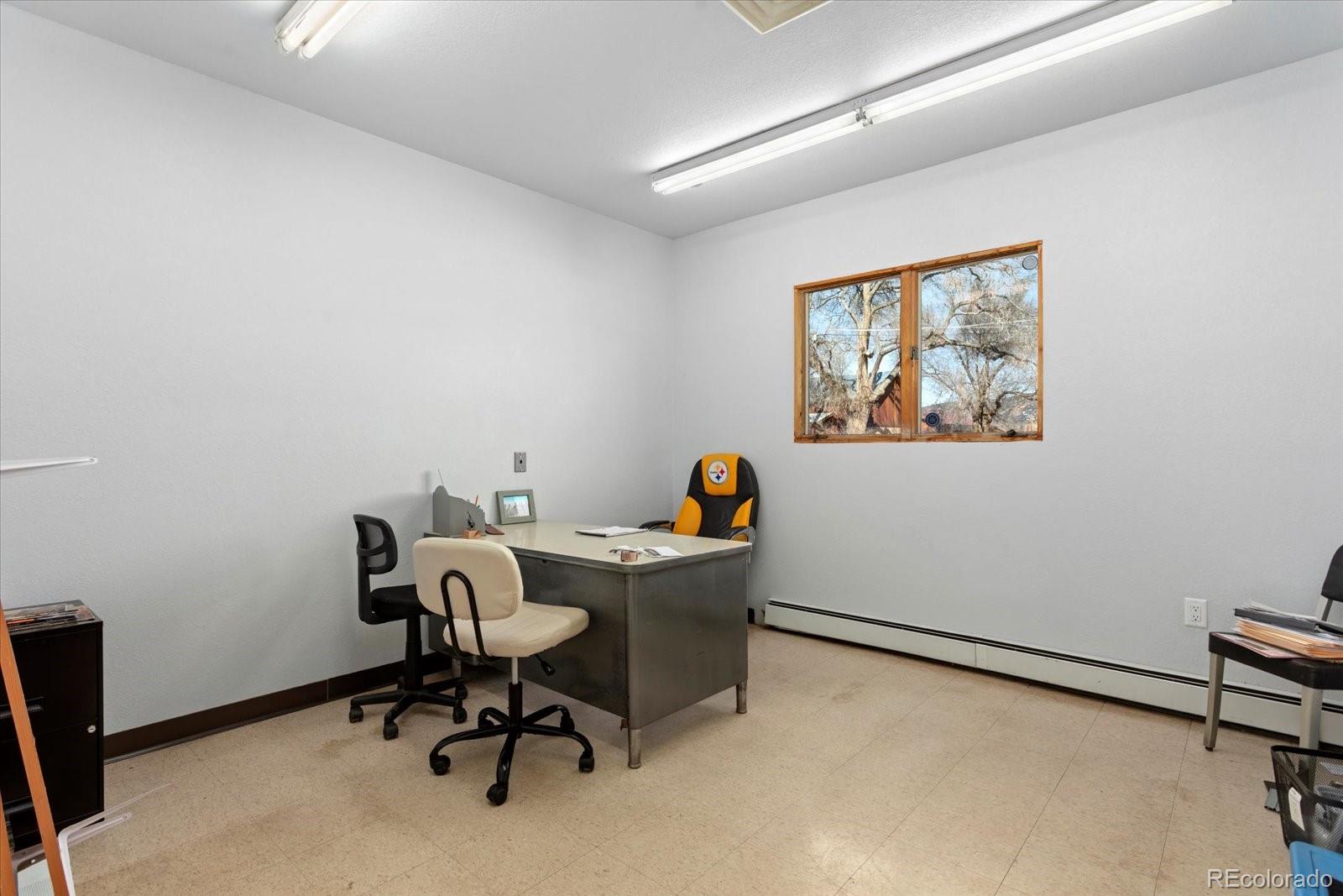 330 W Grand Avenue