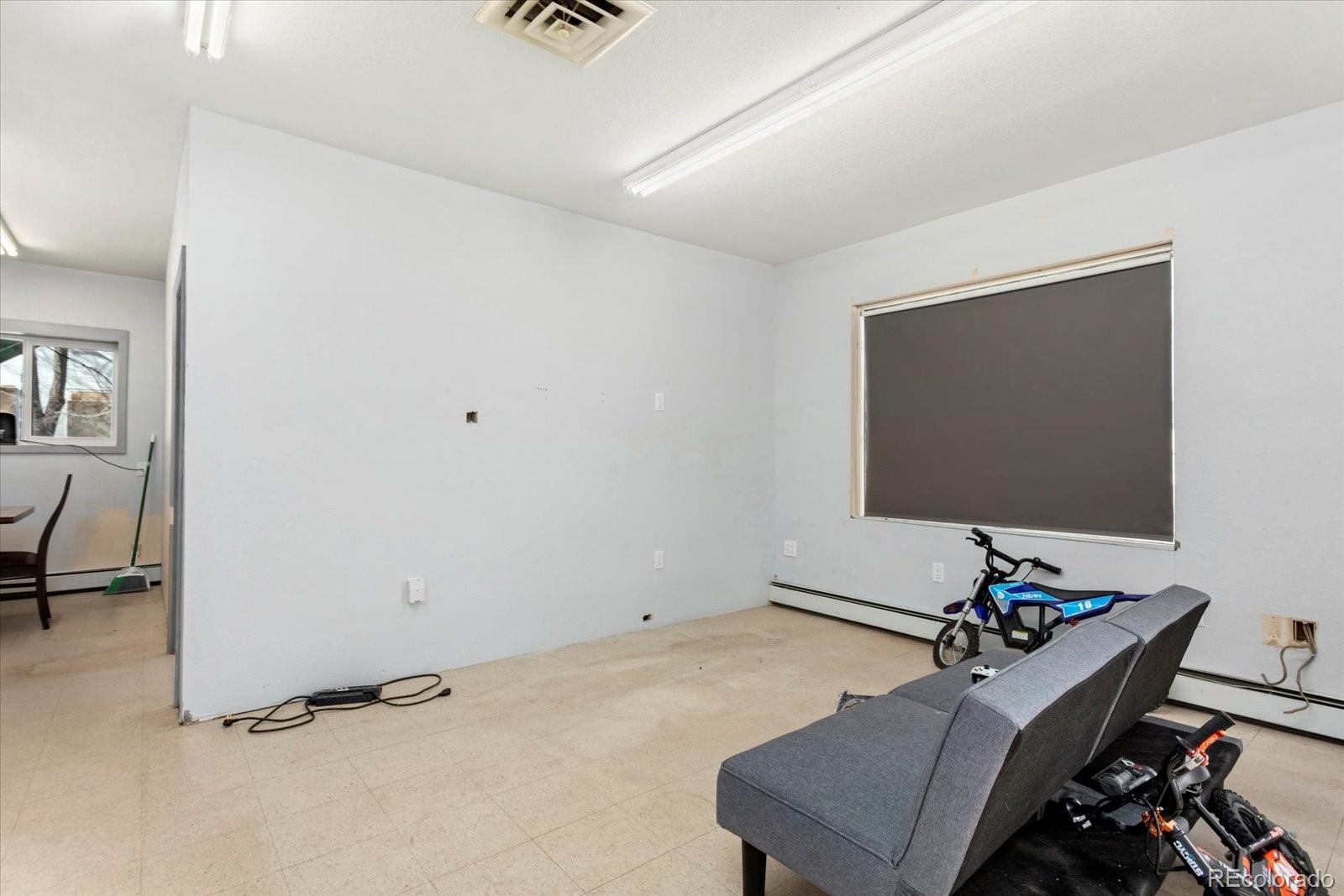 330 W Grand Avenue
