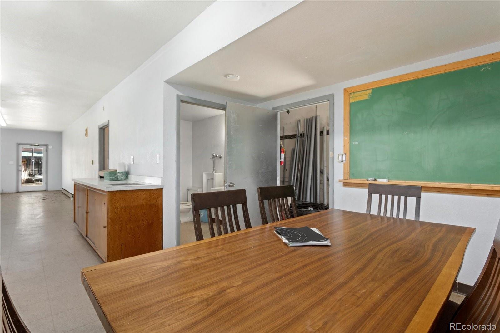 330 W Grand Avenue