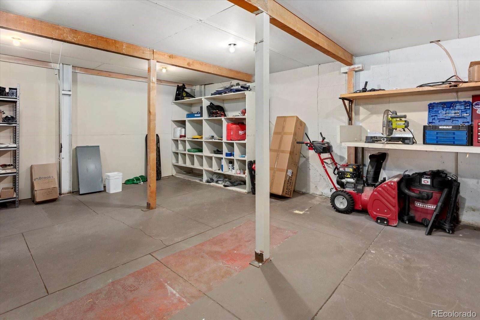 330 W Grand Avenue