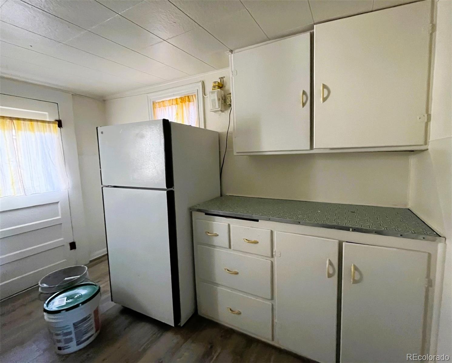 317 E 4th Street Unit: A