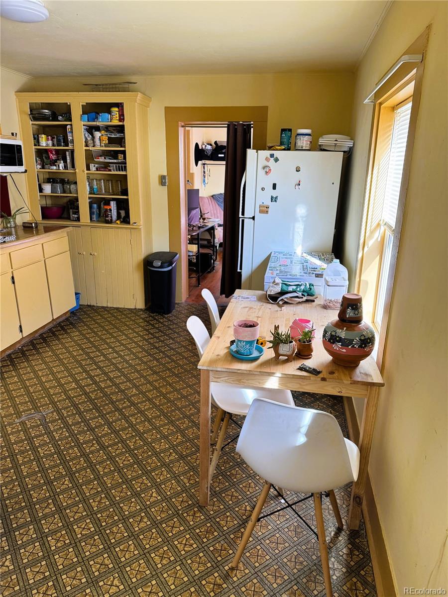 317 E 4th Street Unit: A
