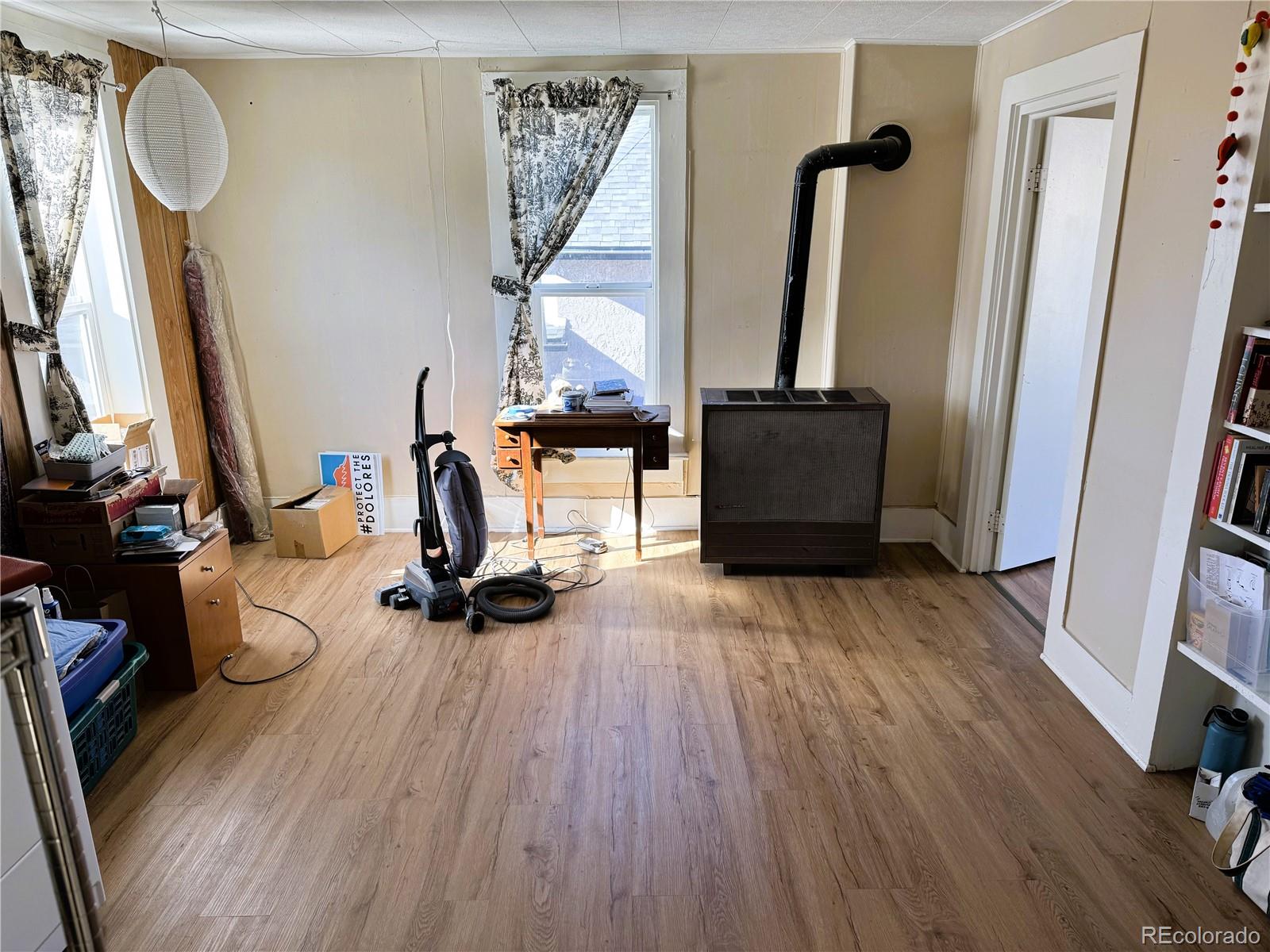 317 E 4th Street Unit: A