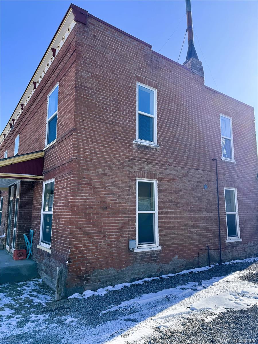 317 E 4th Street Unit: A