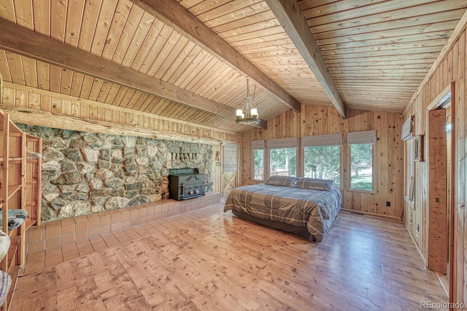 18480 Ponderosa
