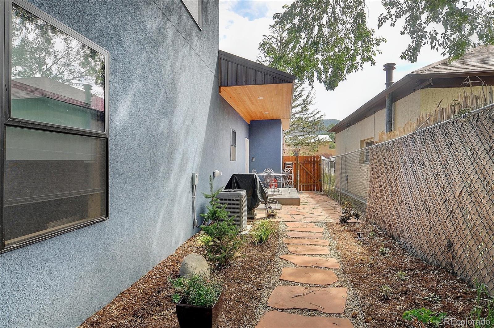 304 Palmer Street