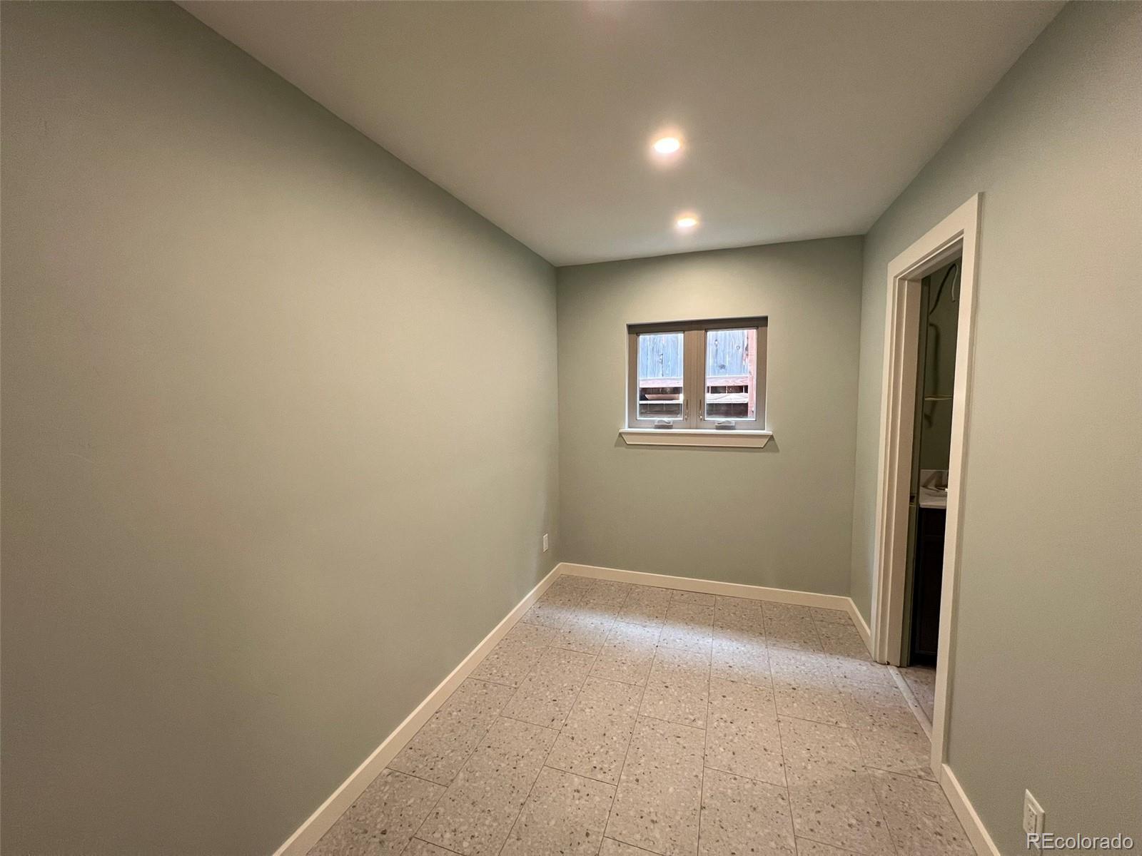 139 E 3rd Street Unit: 7