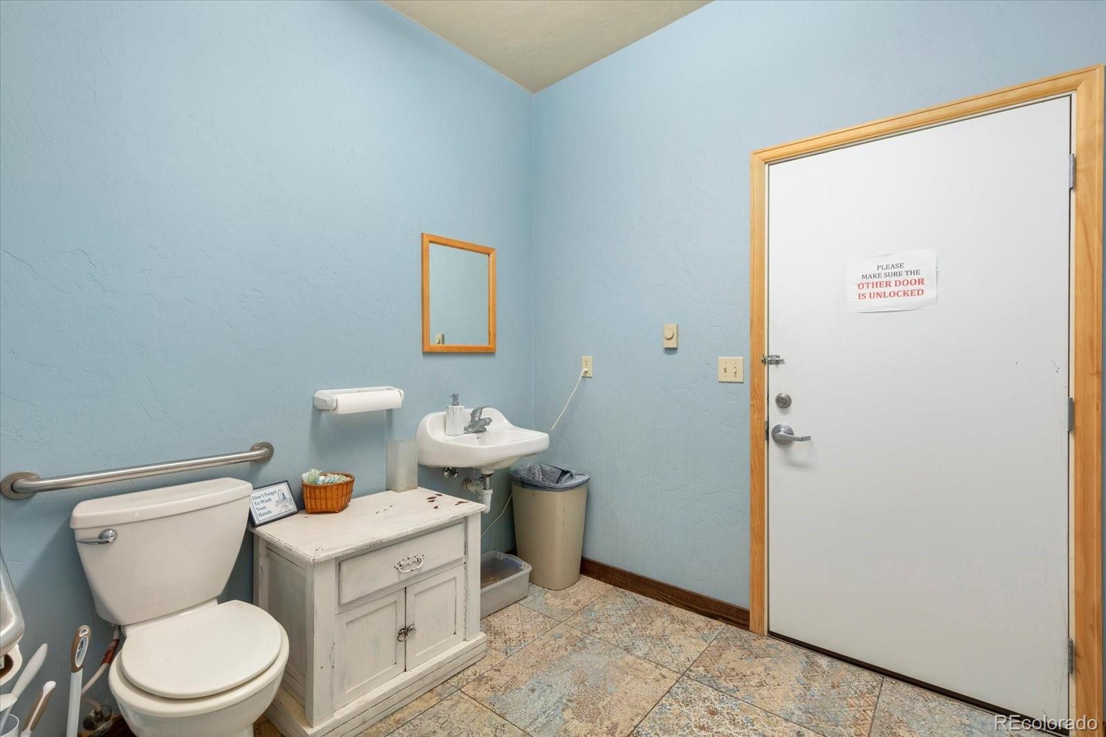 214 W Rainbow Boulevard Unit: C
