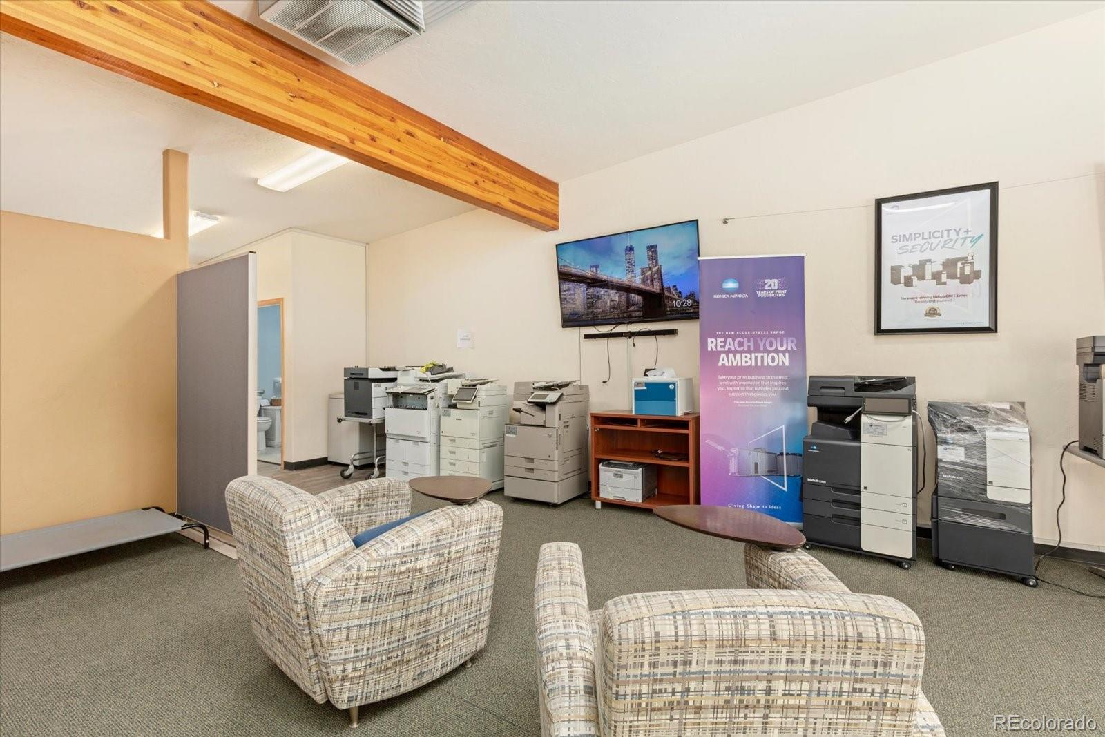 214 W Rainbow Boulevard Unit: C