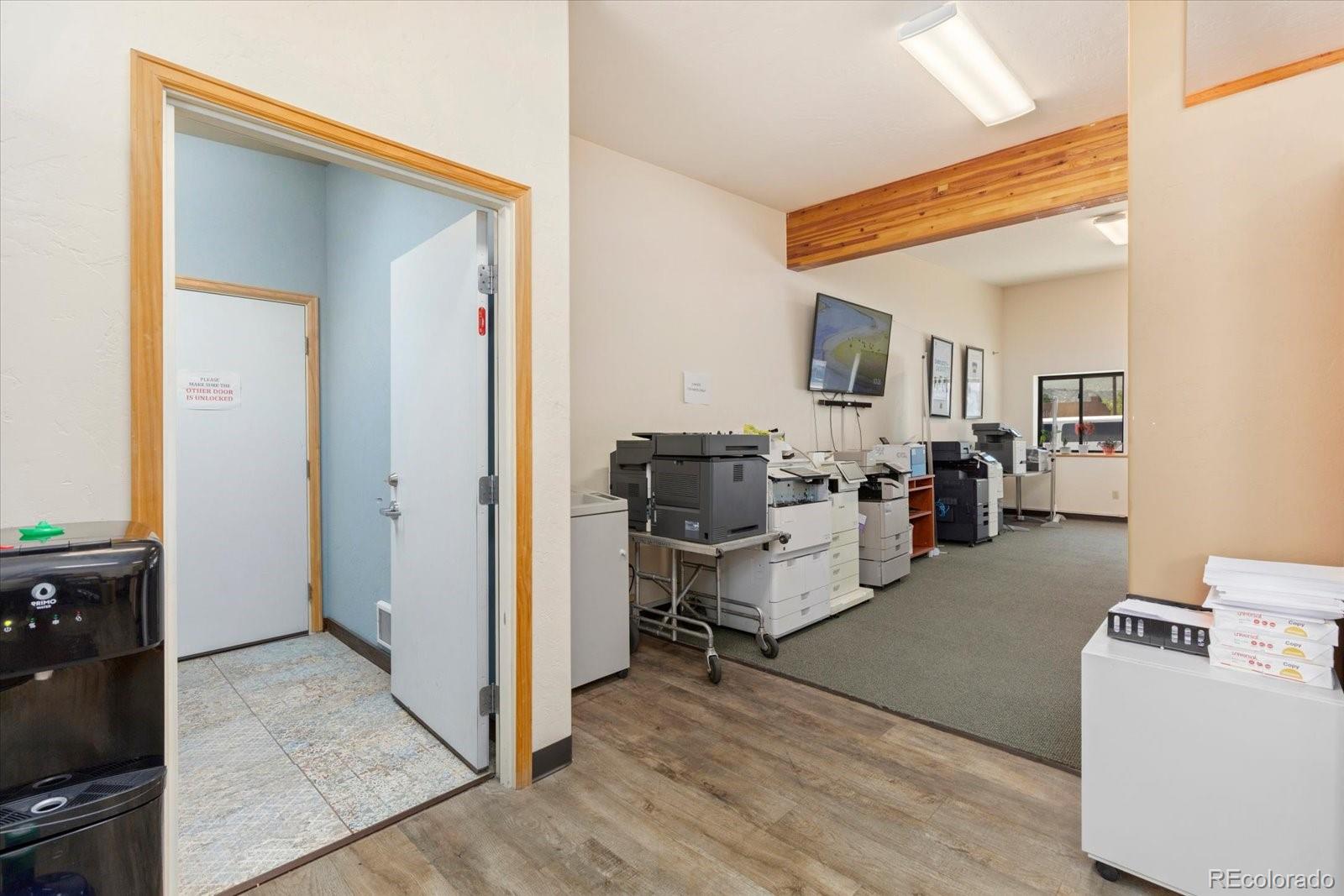214 W Rainbow Boulevard Unit: C