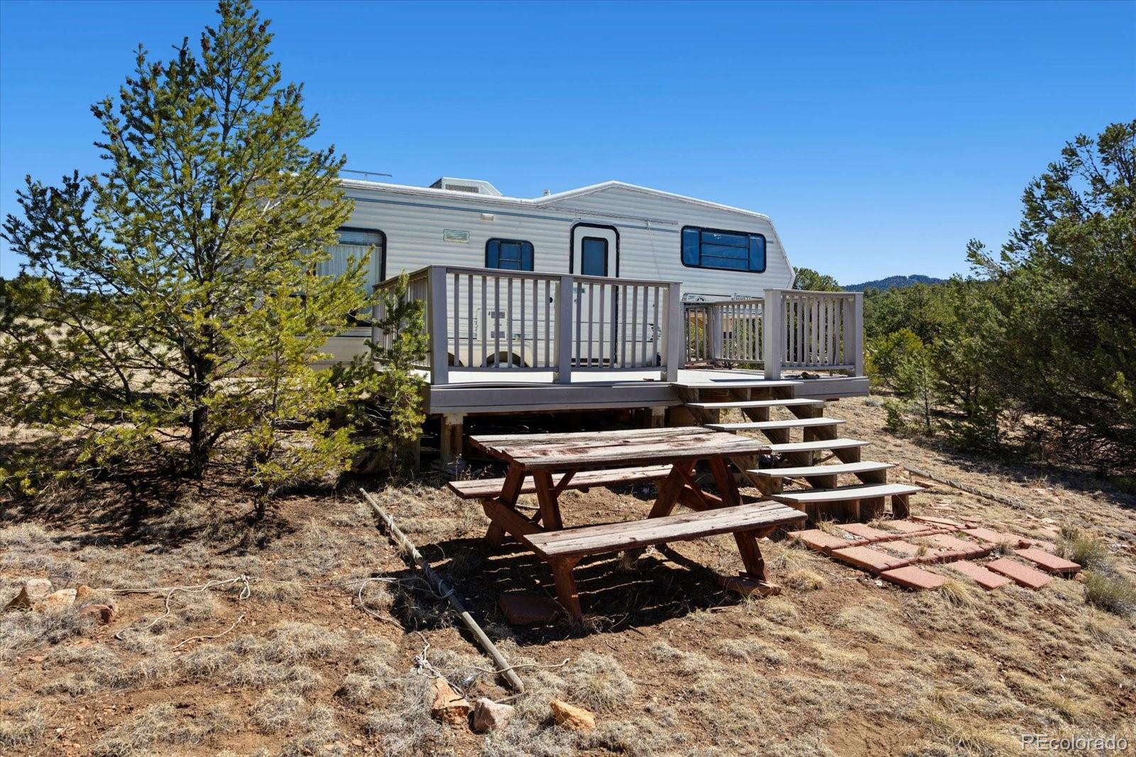 540 & 387 Chocktaw Drive