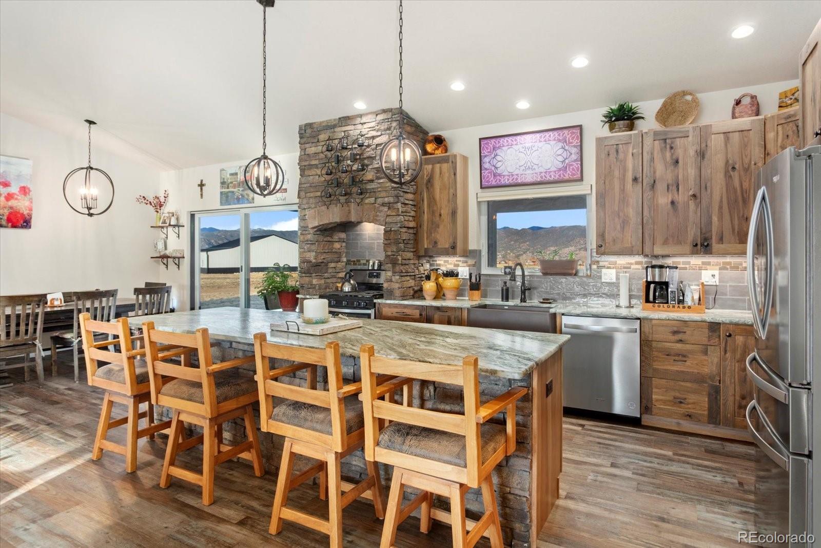 7476 County Road 145