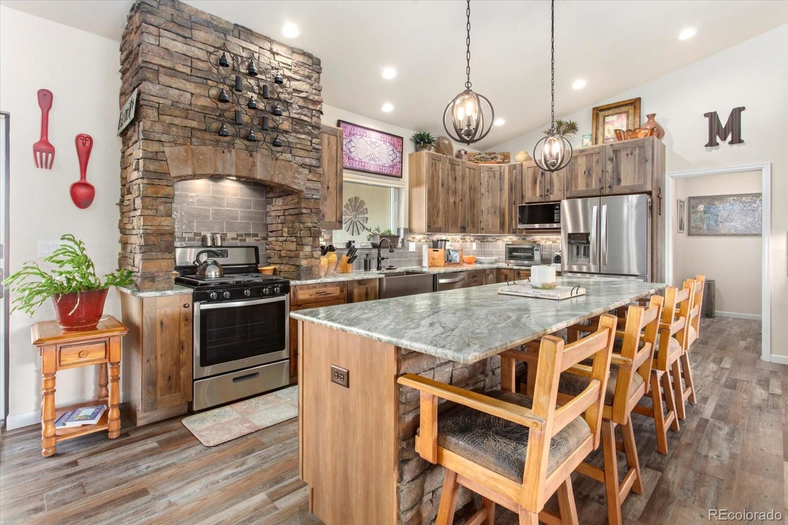 7476 County Road 145