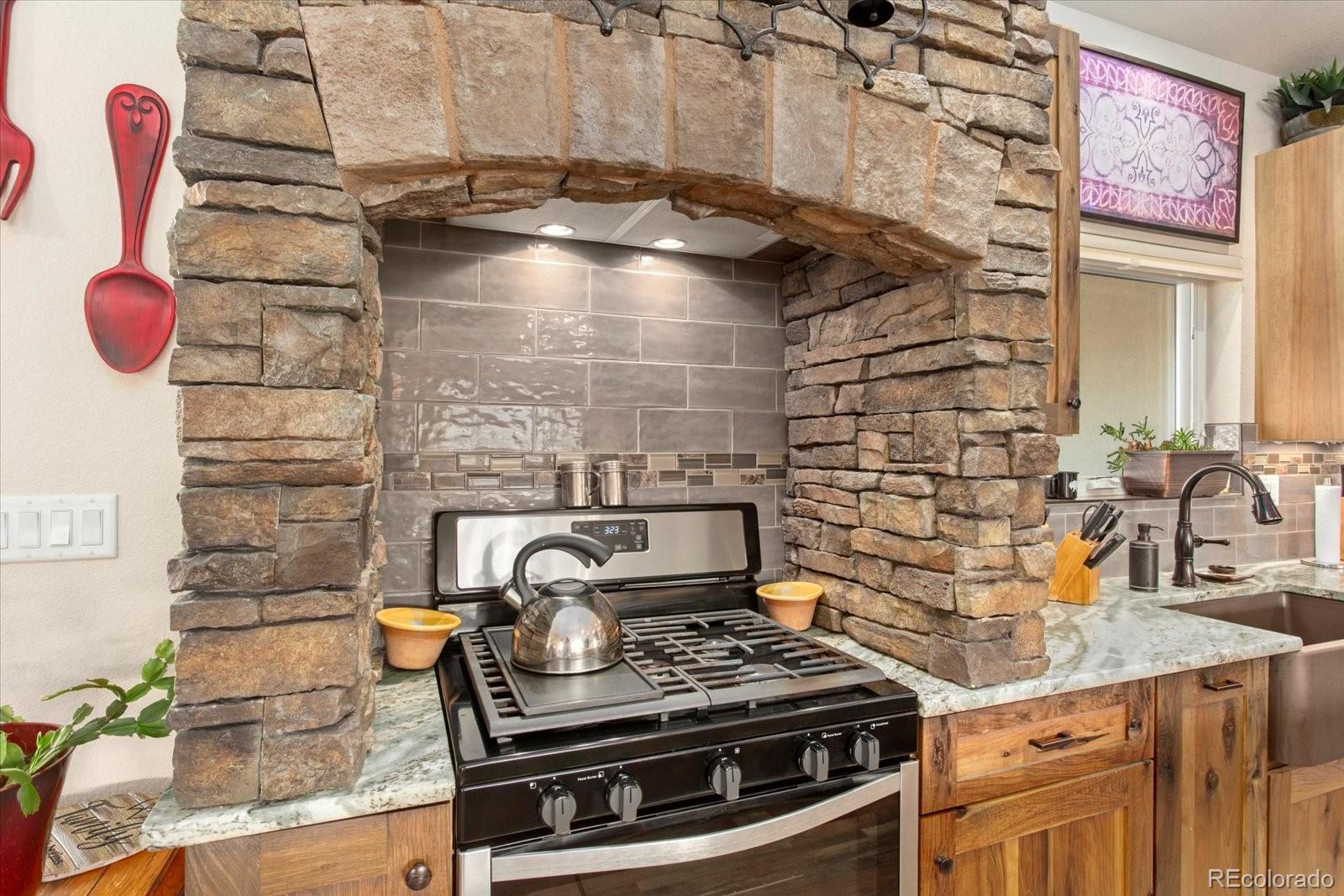 7476 County Road 145