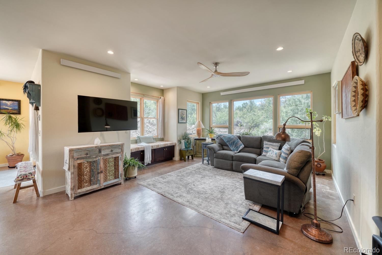 2215 Sunnyvale