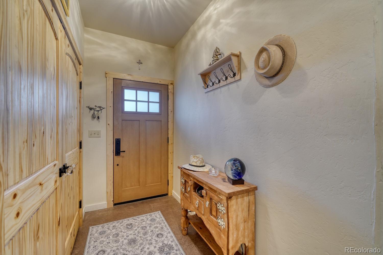 2215 Sunnyvale